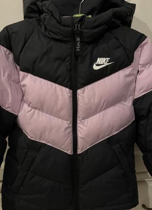 Курточка nike 7-8 2