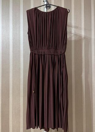 Плиссированное платье h&amp;m с поясом6 фото