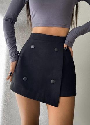 Кашемірова міні спідниця шорти коротка стильна з ґудзиками чорна базова трендова класична коротка юбка