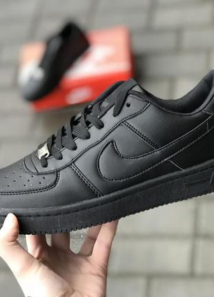 Кросівки чоловічі nike air force