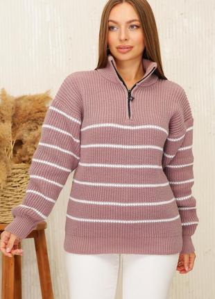 Женский теплый свитер оверсайз з високим воротником на змейке белый в полоску10 фото