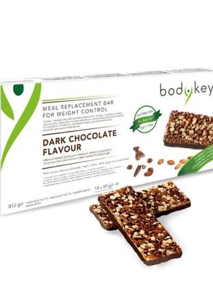 Батончик для замены приемов пищи со вкусом черного шоколада bodykey от nutrilite™ (14*58 г)1 фото