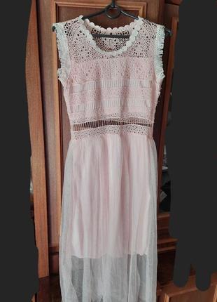 Платье праздничное м при 250грн