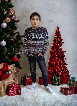 Cтильный,уютный и нарядный детский универсальный  свитер6 фото