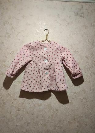 Пальто на дівчинку 104 зріст рожеве в сердечко осінь-весна з бантиком