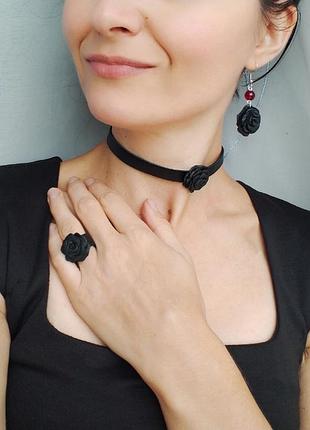 Шкіряні сережки ′blackroses′2 фото