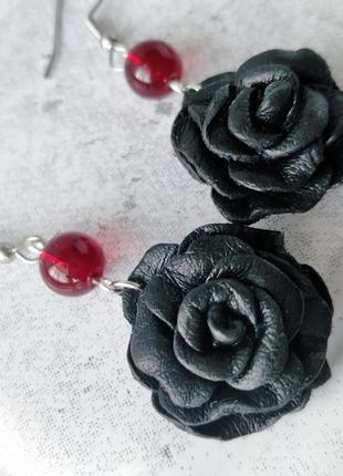 Шкіряні сережки ′blackroses′4 фото