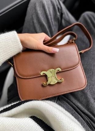 Коричнева шкіряна сумка від celine