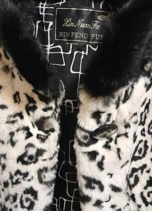 Шуба белая натуральный мех принт снежный барс леопард2 фото