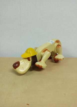 Винтажная игрушка hasbro digger dog bloodhound yellow hat pull toy-sherlock holmes