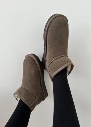 Жіночі уггі ugg ultra mini coffee suede7 фото