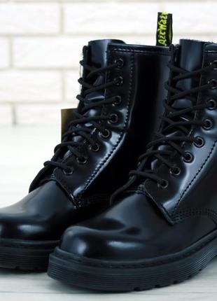 Женские ботинки dr.martens black кожа, демисезон черные.
