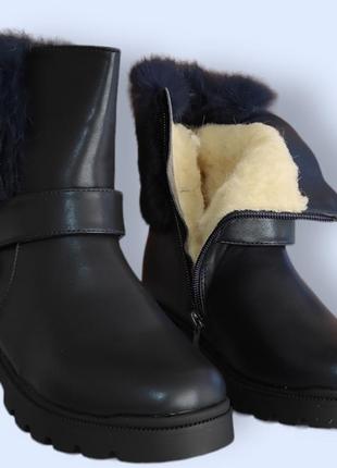 Зимние ботинки для девочки синие с мехом опушкой на каблуке7 фото