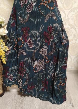 Стильная шифоновая спледница пленки