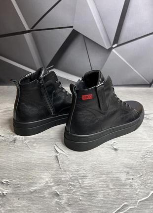 Зимові ботинки hugo boss чорні4 фото