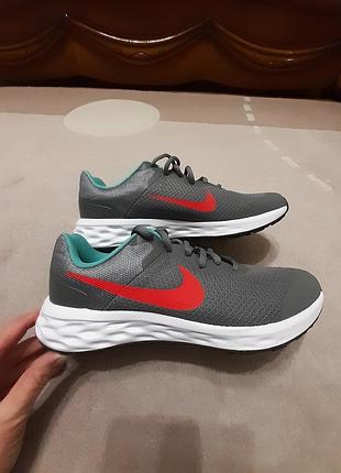 Жіночі кросівки nike, 39р.