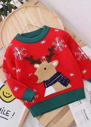 Гарний новорічний светр