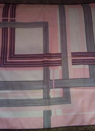 Красивий хустку hercolani італія