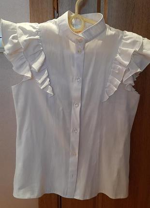 Біла блузка на дівчинку 8-10 років