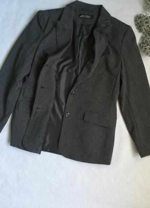 Крутий стильний піджак у смужку , люрекс