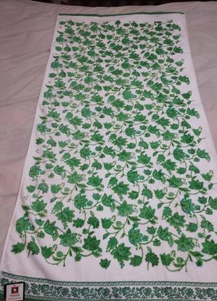 Очень красивое огнеупорное,банное полотенце