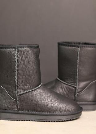 Стильові чорні жіночі зимові високі угги з хутром шкіряні/натуральна шкіра-жіноче взуття на зиму8 фото