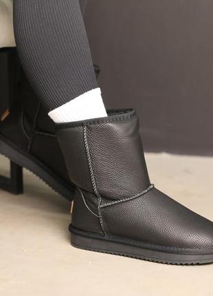 Стильові чорні жіночі зимові високі угги з хутром шкіряні/натуральна шкіра-жіноче взуття на зиму9 фото