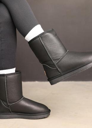 Стильові чорні жіночі зимові високі угги з хутром шкіряні/натуральна шкіра-жіноче взуття на зиму3 фото