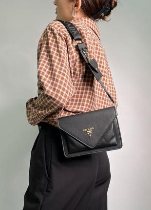 Женская сумка prada envelope saffiano mini black2 фото