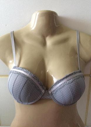 Бюстгальтер 80a