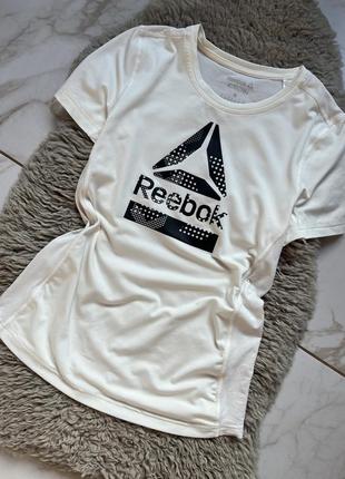 Спортивна футболка від reebok1 фото