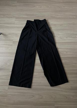 Классические широкие брюки украинского бренда rokova