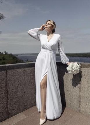 Весільна сукня
