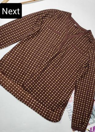Блуза женская коричневого цвета в принт прямого кроя от бренда next 16