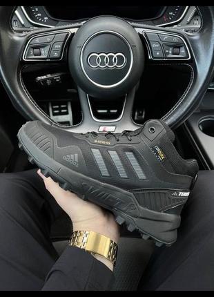 Adidas terrex gore-tex cordura all black grey fur