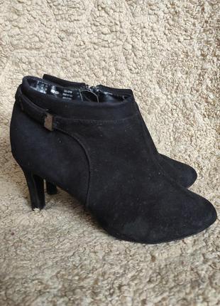 Ботільони, черевики sensitive sole