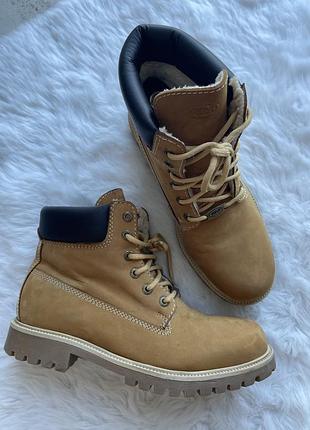 Чоловічі захисні утеплені черевики logo-print mesh-panel sneakers Braun