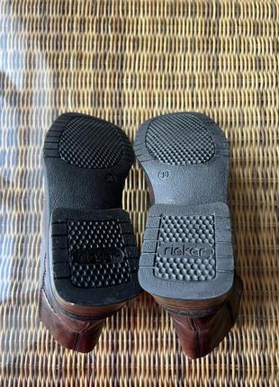 Кожаные зимние ботинки rieker оригинальные коричневые с мехом6 фото