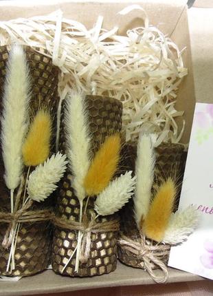 Натуральна свічка з вощини коричневого кольору 10*4