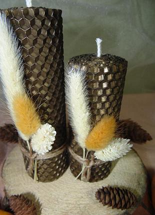 Натуральна свічка з вощини коричневого кольору 10*4