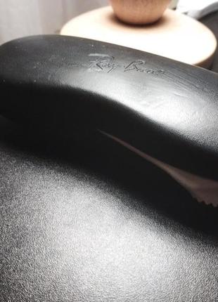 Футляр для окулярів