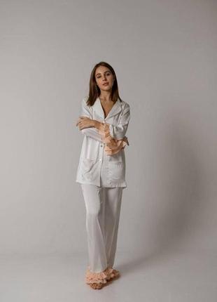 Жіночий домашній піжамний костюм-трійка для дому бра сорочка штани volan тканина шовк армані колір персик sm