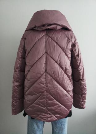 Теплая зимняя куртка с большим удобным капишоном6 фото