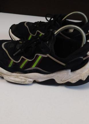 Кроссовки adidas ozweego black/green.6 фото