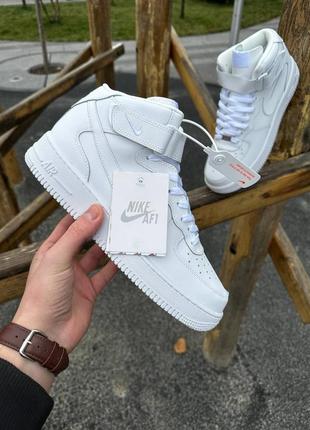 Белые зимние кроссовки nike air force winter