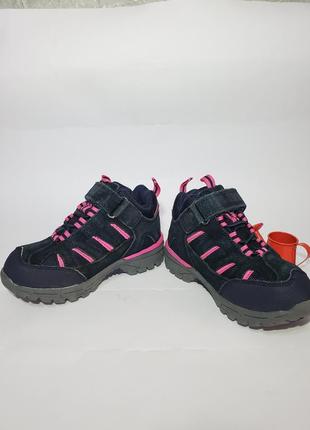 Треккинговые ботиночки на девочку от mountain warehouse6 фото