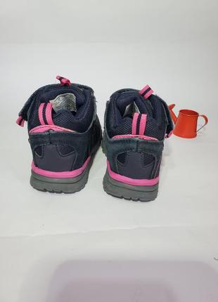 Треккинговые ботиночки на девочку от mountain warehouse4 фото