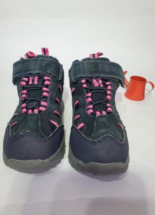Треккинговые ботиночки на девочку от mountain warehouse2 фото