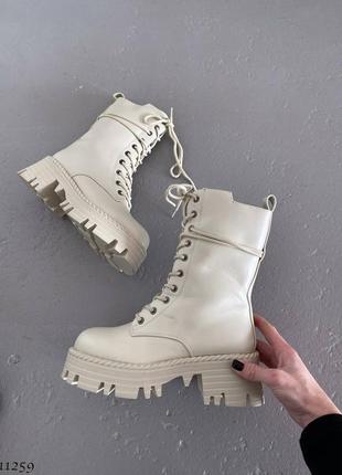 Светлые зимние ботинки с мехом4 фото