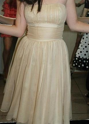 Ніжне коктейльне плаття kira plastinina